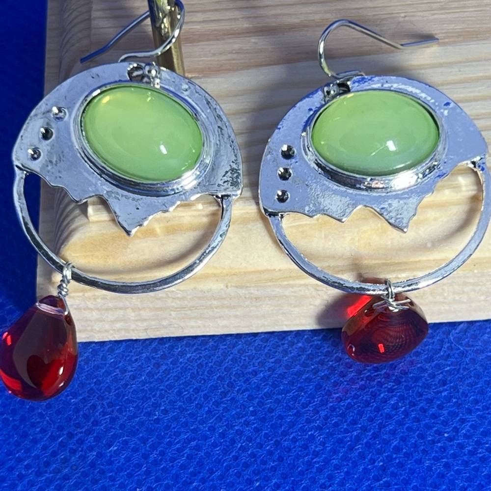 Silver Tone Drop Earrings